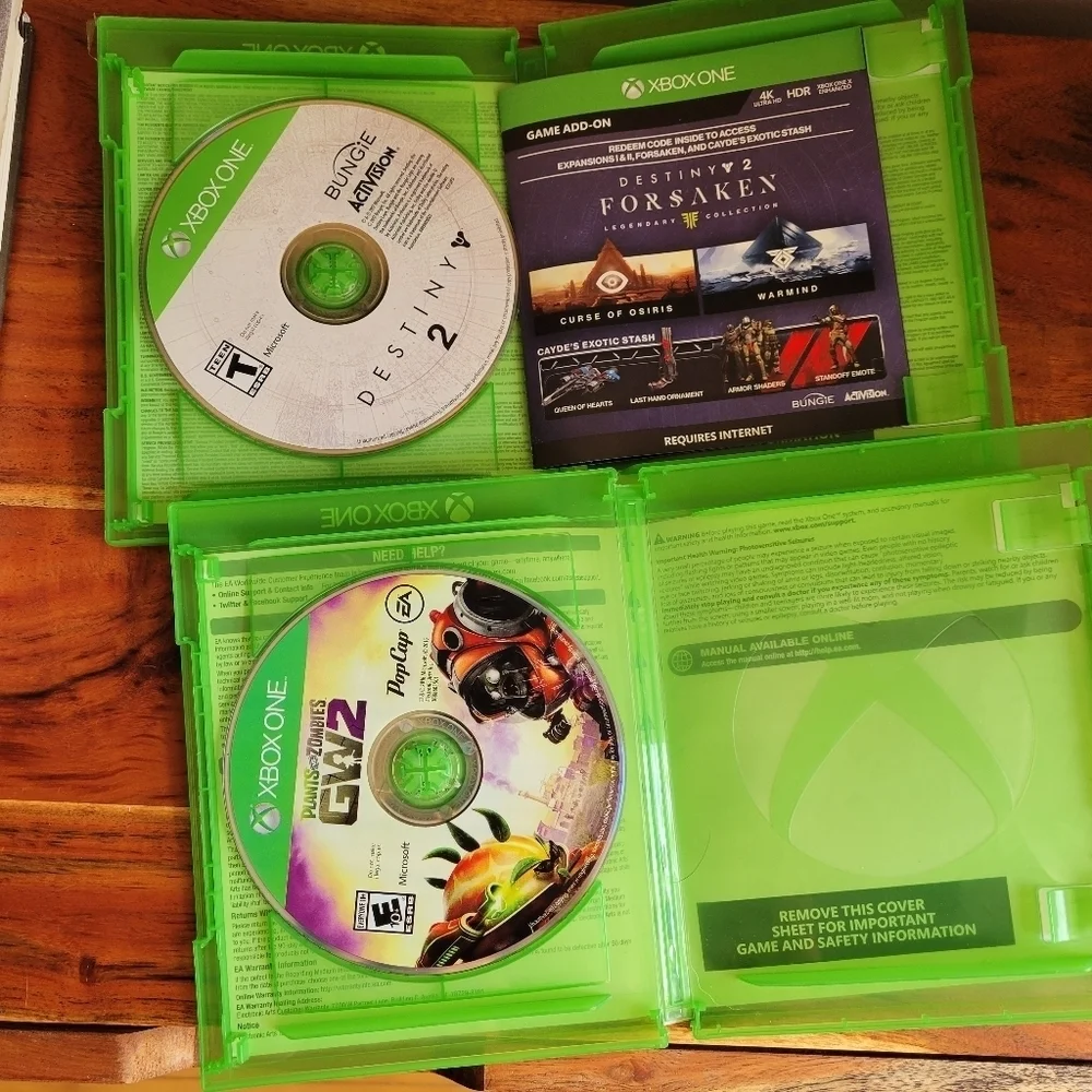 Lot Of 2 Destiny 2: Forsaken Legendary Collection/Plants vs Zombies Xbox one